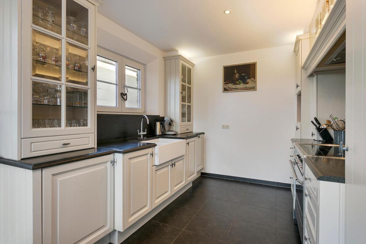 Villa 'T Korenhof - Landelijk Gelegen Villa Op 4 Km Van Het Strand Koksijde Exteriér fotografie